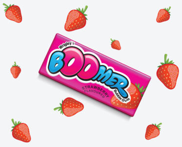 Boomer Chewing gum (Strawberry??) | Pack of 20